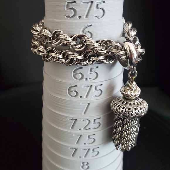 Chunky Vtg MONET SilverTone Double Twist Rope Damita Chain Bracelet Tassel Charm - Picture 6 of 8